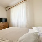 Mihaela Apartament *