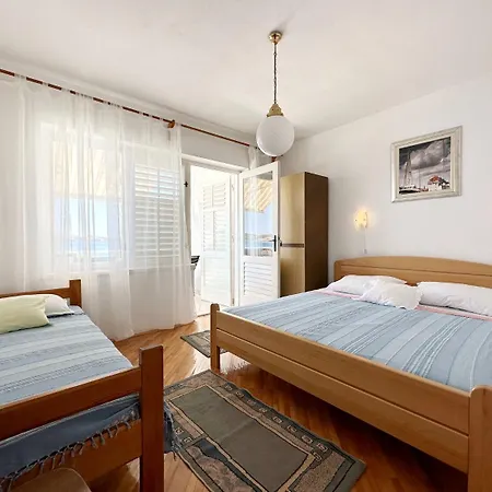 Mihaela Apartment